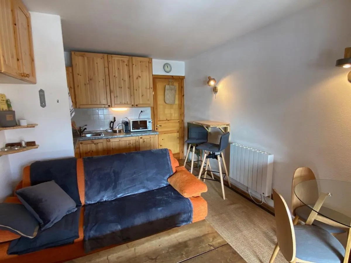 Apartment Studio Cosy Avec Terrasse, Jardin, Proche Pistes Et Commerces A Montgenevre - Fr-1-445-188