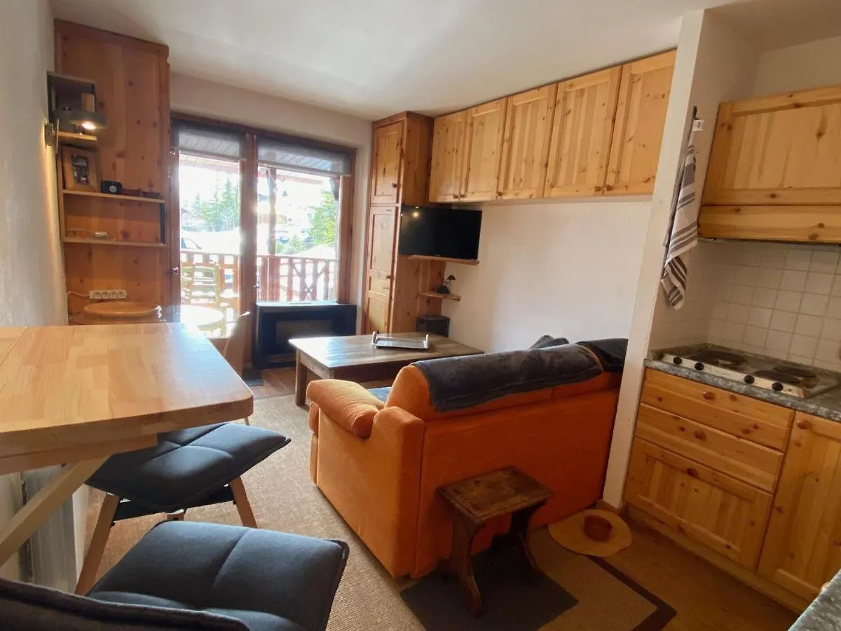 Studio Cosy Avec Terrasse, Jardin, Proche Pistes Et Commerces A Montgenevre - Fr-1-445-188 0*,