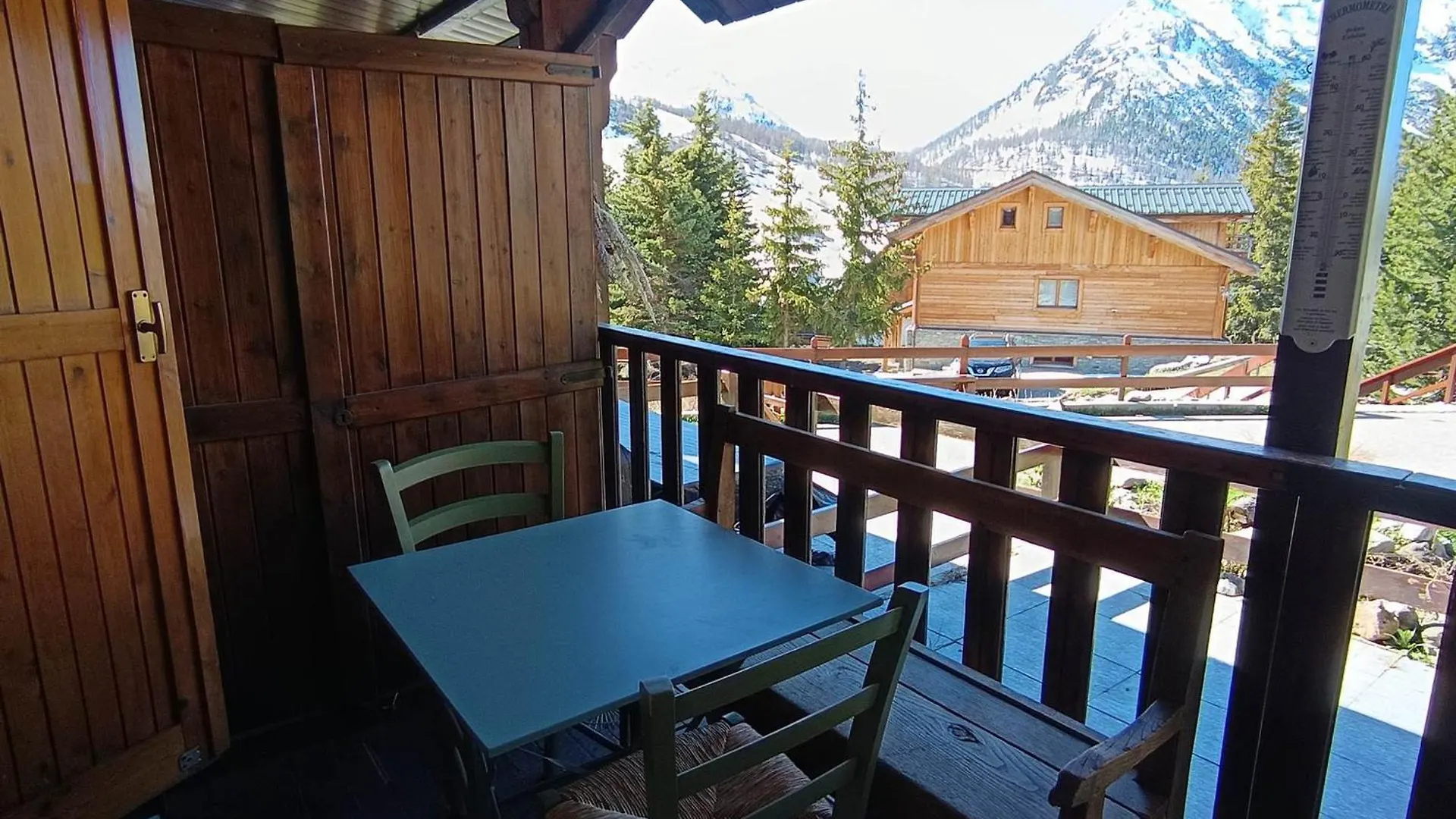 Apartment Studio Cosy Avec Terrasse, Jardin, Proche Pistes Et Commerces A Montgenevre - Fr-1-445-188